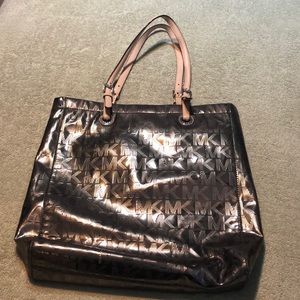 Michael Kors metallic shoulder bag